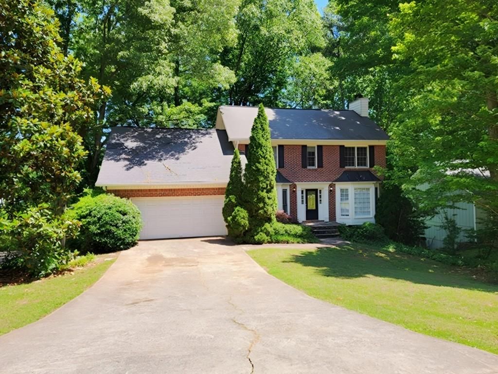 8541 Birch Hollow Drive, Roswell, GA 30076