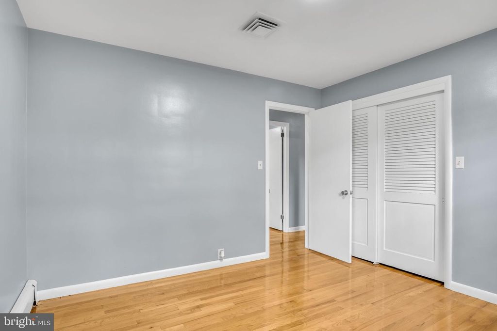 1775 HILLOCK LN, York, PA 17403