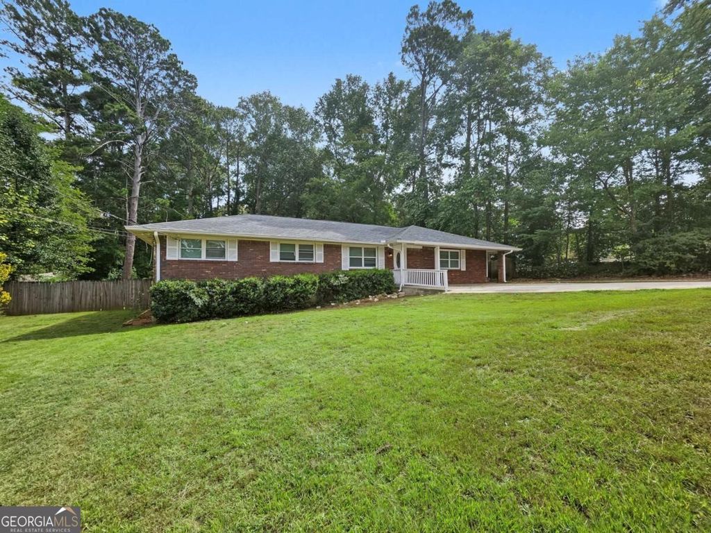 530 Allgood Road, Stone Mountain, GA 30083 — photo 2