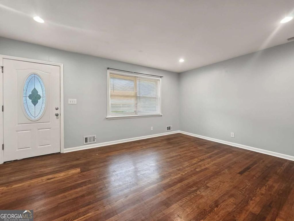 530 Allgood Road, Stone Mountain, GA 30083 — photo 5