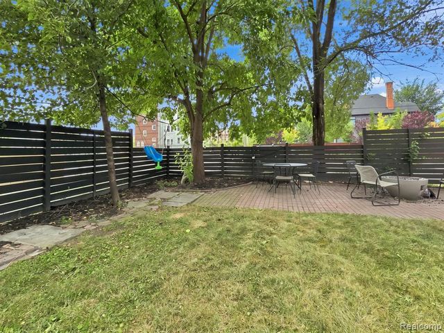 402 Horton Street, Detroit, MI 48202