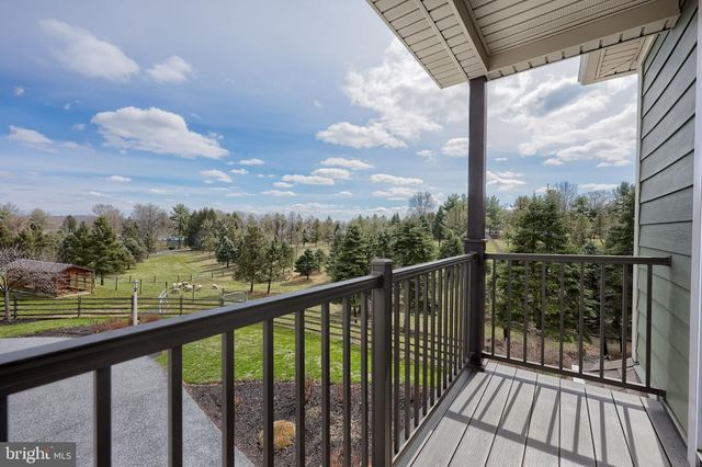 841 STRACKS DAM RD, Myerstown, PA 17067