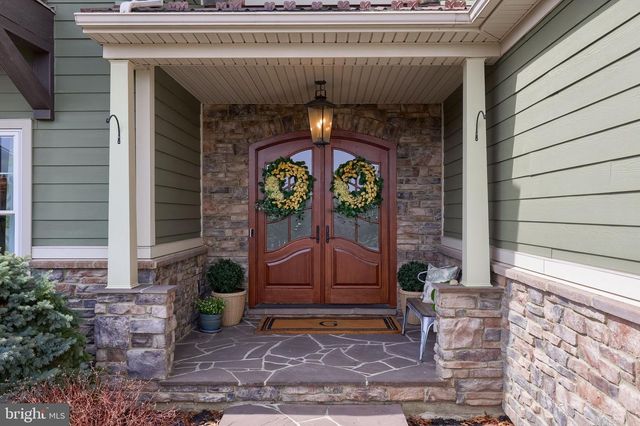 841 STRACKS DAM RD, Myerstown, PA 17067