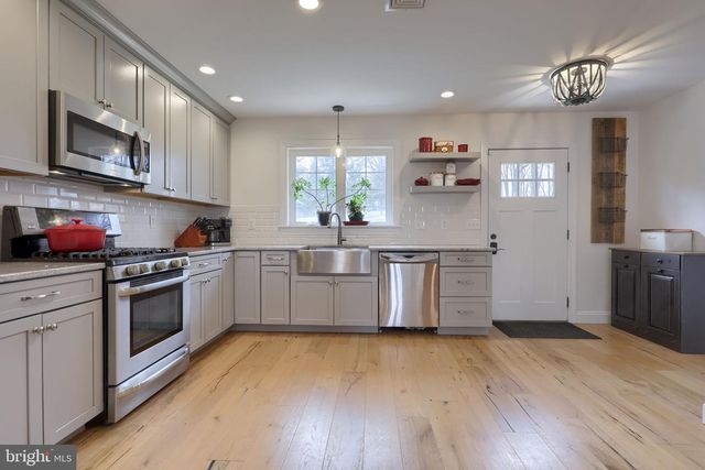 841 STRACKS DAM RD, Myerstown, PA 17067