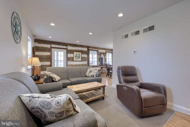 841 STRACKS DAM RD, Myerstown, PA 17067