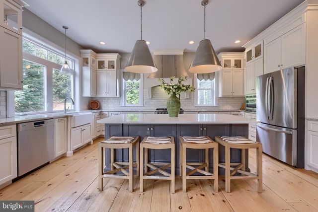 841 STRACKS DAM RD, Myerstown, PA 17067