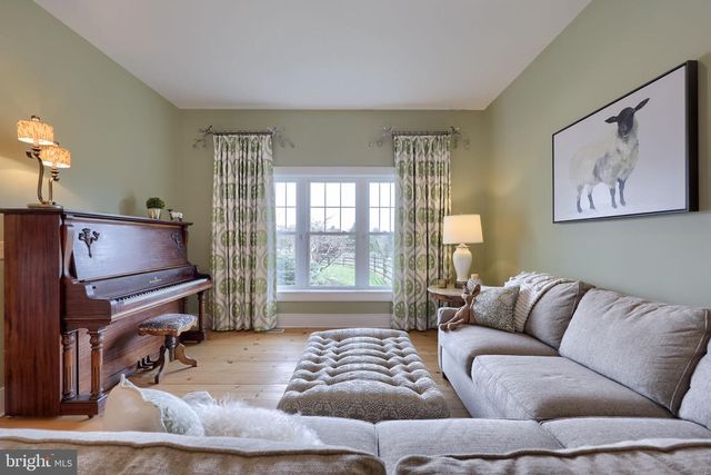 841 STRACKS DAM RD, Myerstown, PA 17067