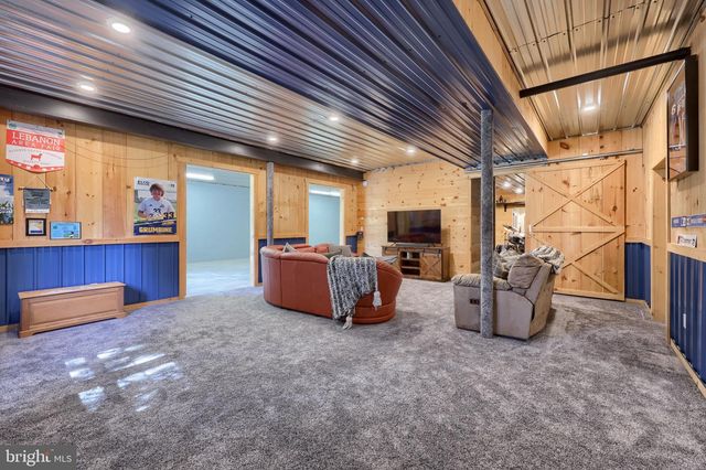 841 STRACKS DAM RD, Myerstown, PA 17067