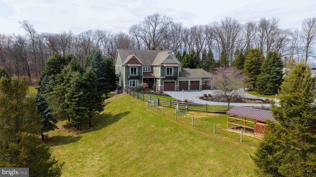841 STRACKS DAM RD, Myerstown, PA 17067