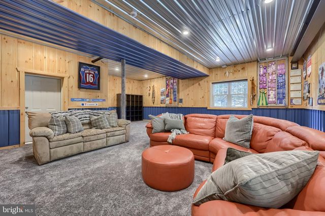 841 STRACKS DAM RD, Myerstown, PA 17067