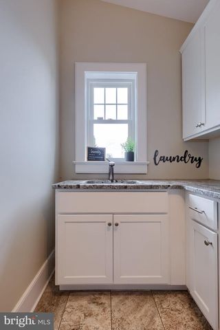 841 STRACKS DAM RD, Myerstown, PA 17067