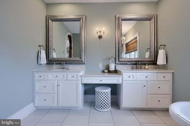 841 STRACKS DAM RD, Myerstown, PA 17067