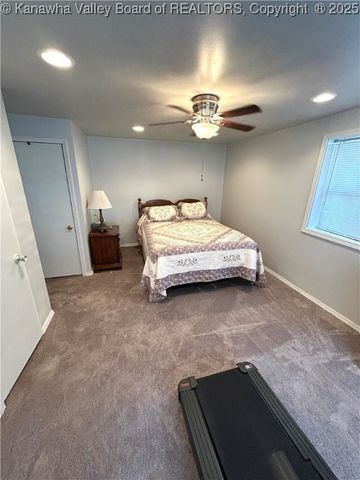 118 Azalea Lane, Charleston, WV 25306