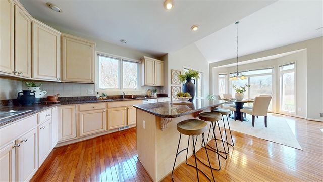 6576 Kennesaw Road, Canton, MI 48187