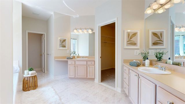 6576 Kennesaw Road, Canton, MI 48187