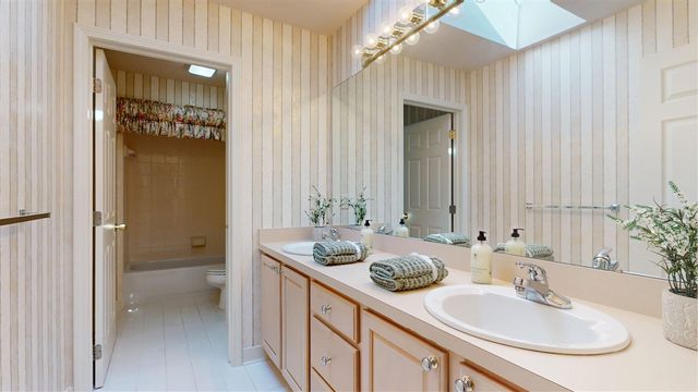 6576 Kennesaw Road, Canton, MI 48187