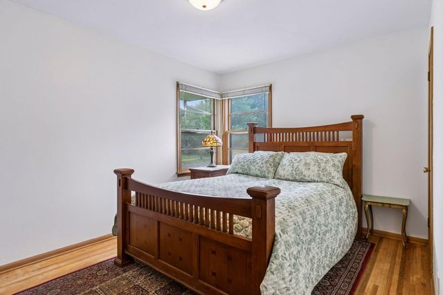 2002 Worcester Avenue, Saint Paul, MN 55116