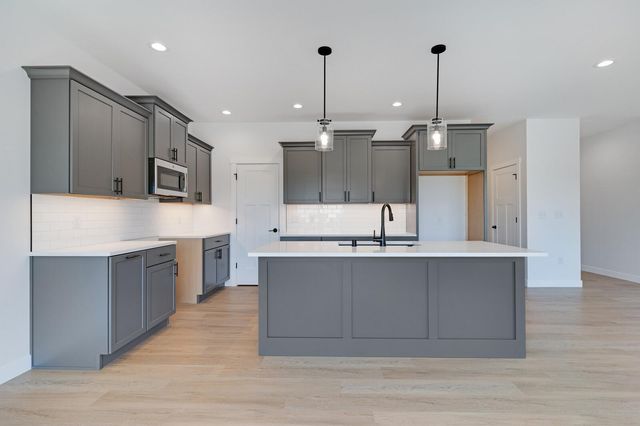 1624 Red Clover Street, Holmen, WI 54636