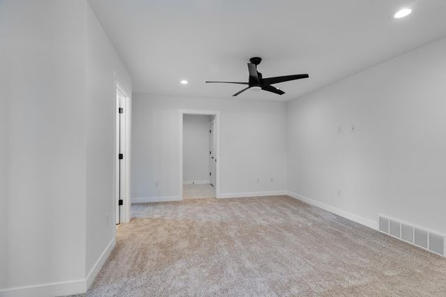 1624 Red Clover Street, Holmen, WI 54636