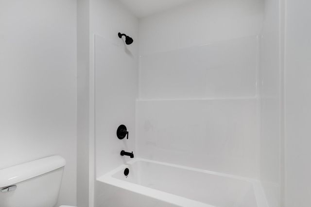 1624 Red Clover Street, Holmen, WI 54636