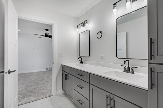 1624 Red Clover Street, Holmen, WI 54636