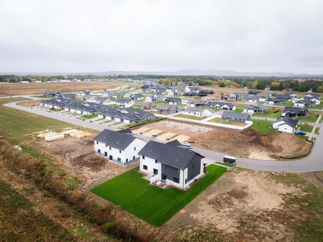 1624 Red Clover Street, Holmen, WI 54636