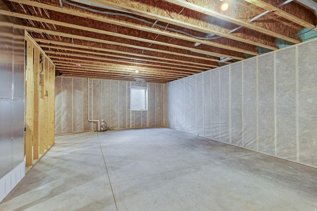 1624 Red Clover Street, Holmen, WI 54636