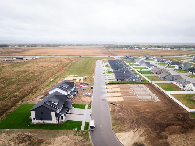 1624 Red Clover Street, Holmen, WI 54636