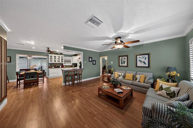 150 SE 5th Ct, Pompano Beach, FL 33060