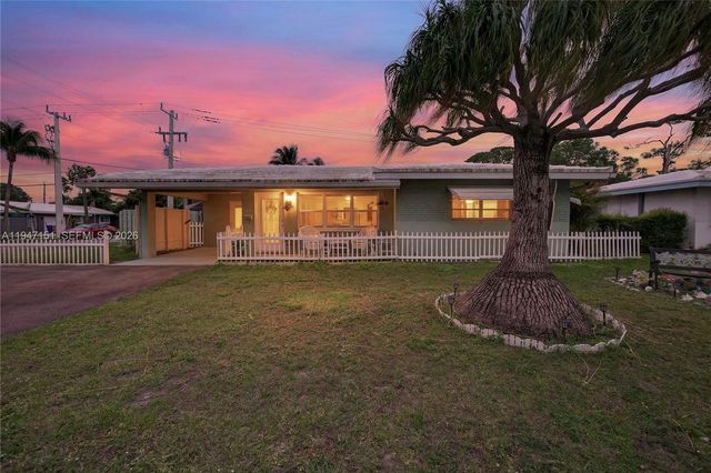 150 SE 5th Ct, Pompano Beach, FL 33060