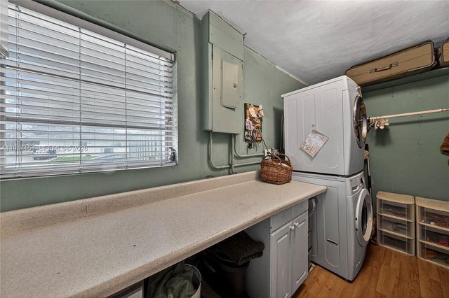 150 SE 5th Ct, Pompano Beach, FL 33060