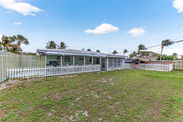 150 SE 5th Ct, Pompano Beach, FL 33060