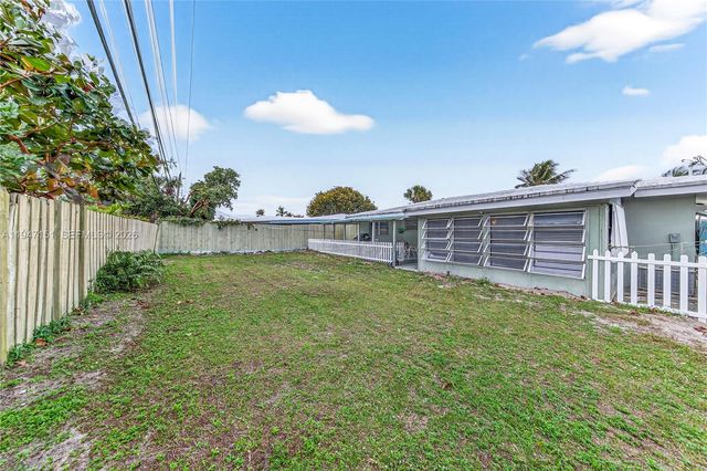 150 SE 5th Ct, Pompano Beach, FL 33060