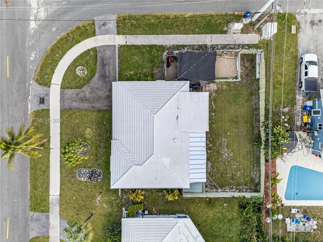 150 SE 5th Ct, Pompano Beach, FL 33060