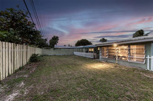 150 SE 5th Ct, Pompano Beach, FL 33060