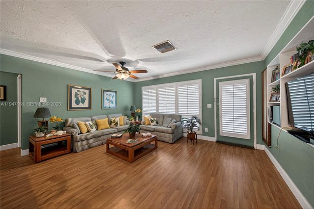 150 SE 5th Ct, Pompano Beach, FL 33060