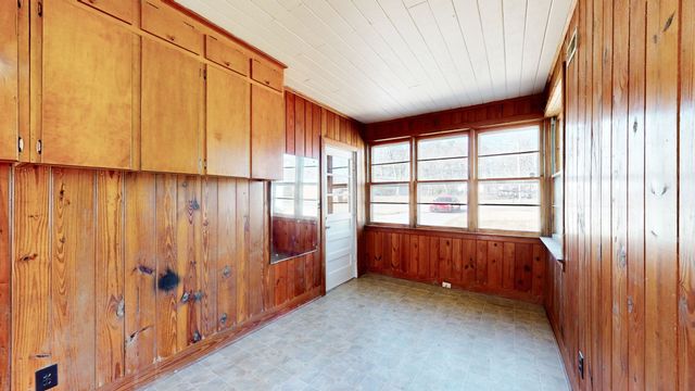 300 Yeager St, Tullahoma, TN 37388