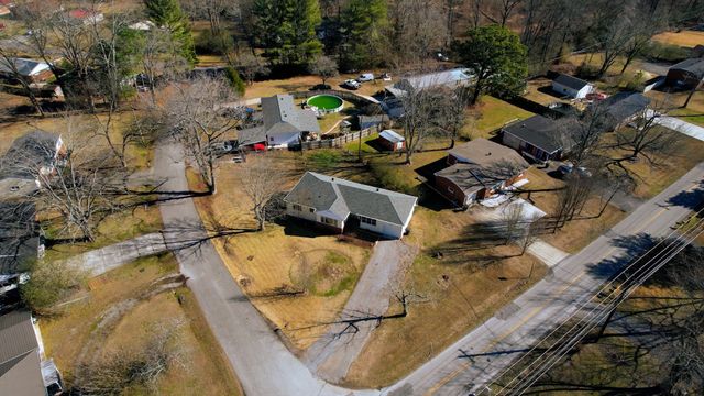 300 Yeager St, Tullahoma, TN 37388