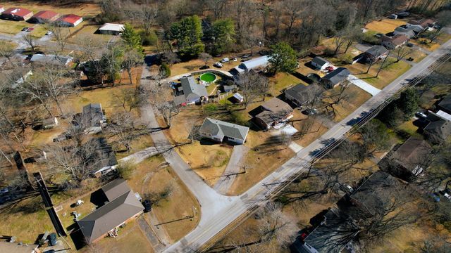 300 Yeager St, Tullahoma, TN 37388