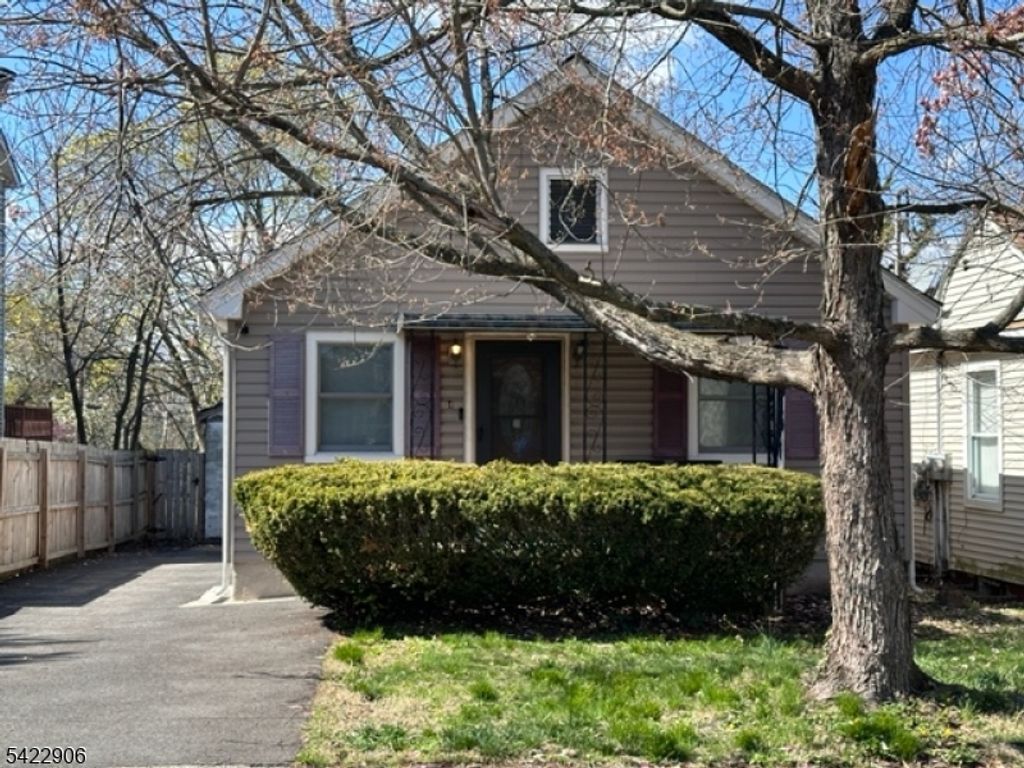 14 Hillcrest Ave, Franklin Twp., NJ 08873