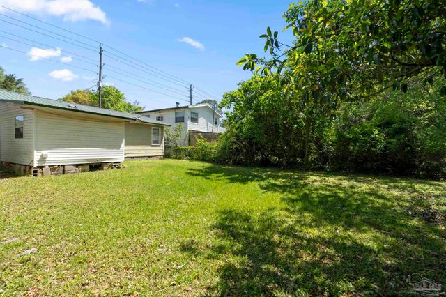 1809 Bainbridge Ave, Pensacola, FL 32507