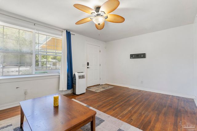 1809 Bainbridge Ave, Pensacola, FL 32507