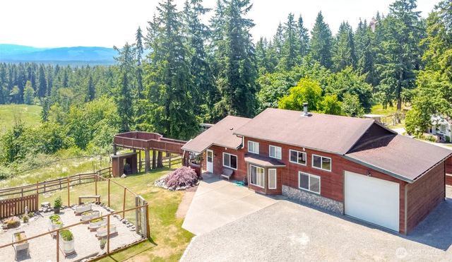 3116 Harts Lake Road S, Roy, WA 98580