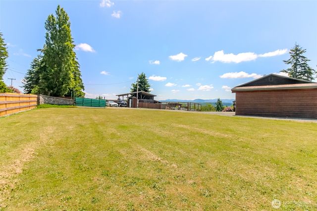 3116 Harts Lake Road S, Roy, WA 98580