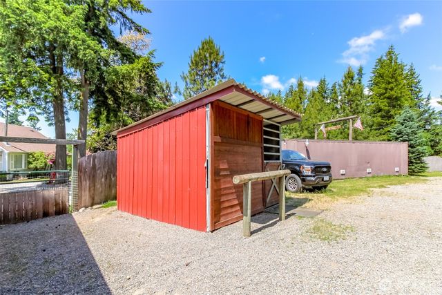 3116 Harts Lake Road S, Roy, WA 98580