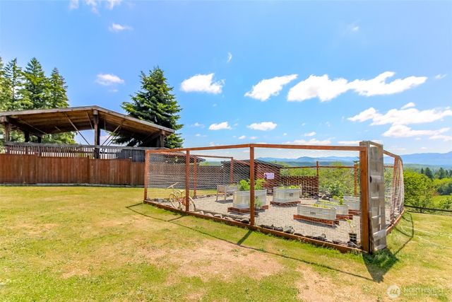 3116 Harts Lake Road S, Roy, WA 98580
