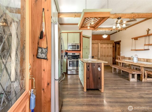 3116 Harts Lake Road S, Roy, WA 98580