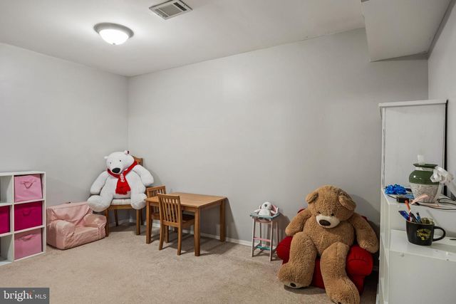 23 HILLTOP LN, Medford, NJ 08055