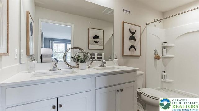 1177 Susan Circle, Upper Macungie Twp, PA 18031
