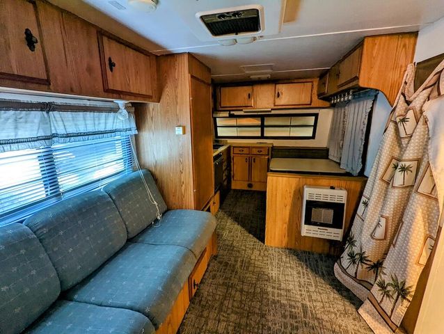 131 Terry LN SE, Copper Hill, VA 24079